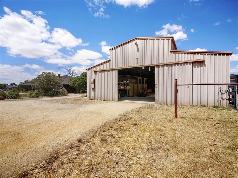 6 Kestrel Place, Teesdale VIC 3328