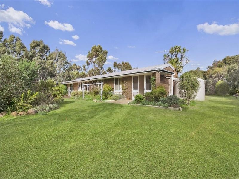 85 Fairway Crescent, Teesdale VIC 3328