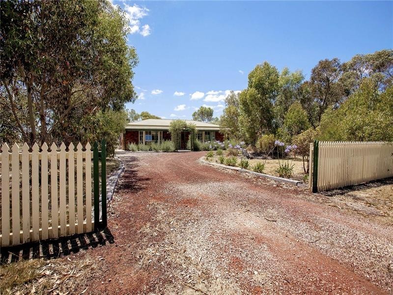 49 Goggin Road, Lethbridge VIC 3332