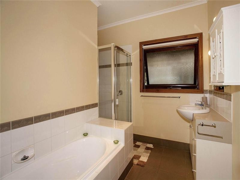 49 Goggin Road, Lethbridge VIC 3332