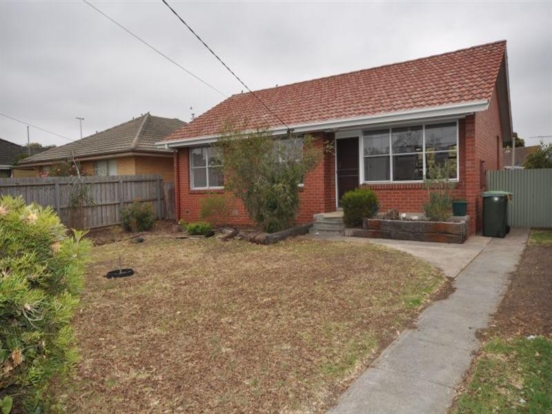 60 Fidge Crescent, Breakwater VIC 3219