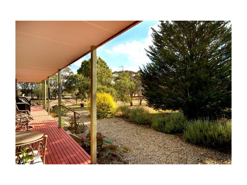 14 Goggin Road, Lethbridge VIC 3332