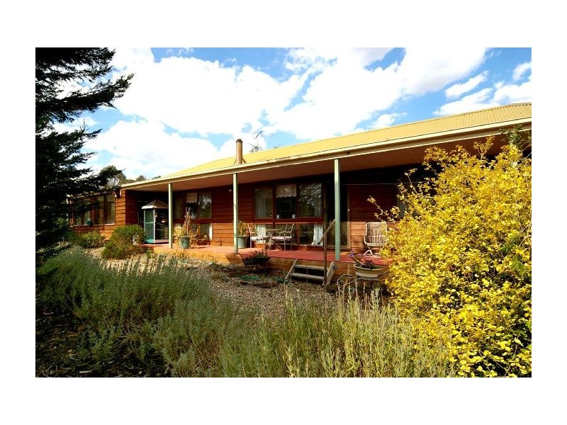 14 Goggin Road, Lethbridge VIC 3332