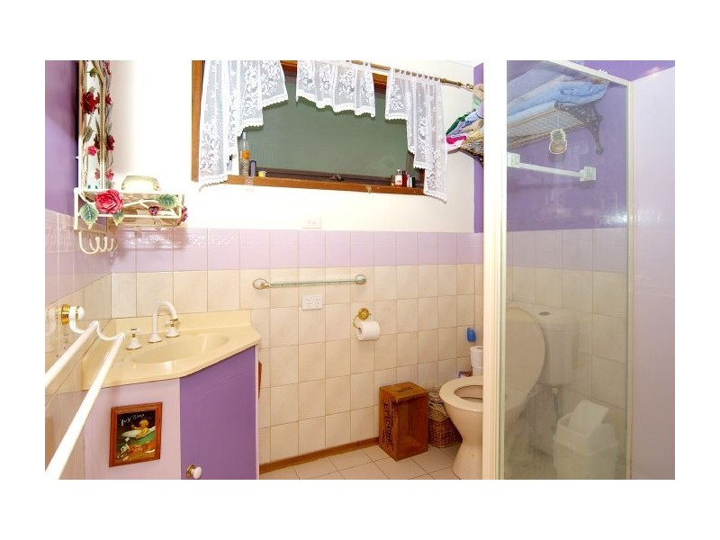 14 Goggin Road, Lethbridge VIC 3332