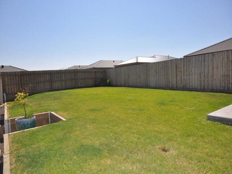 90 Moreillon Boulevard, Bannockburn VIC 3331