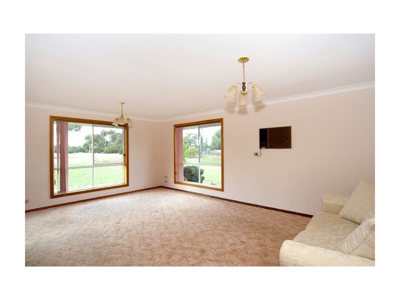 9 Rankin Road, Inverleigh VIC 3321