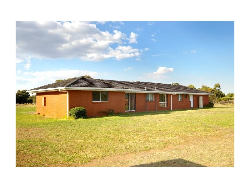9 Rankin Road, Inverleigh VIC 3321