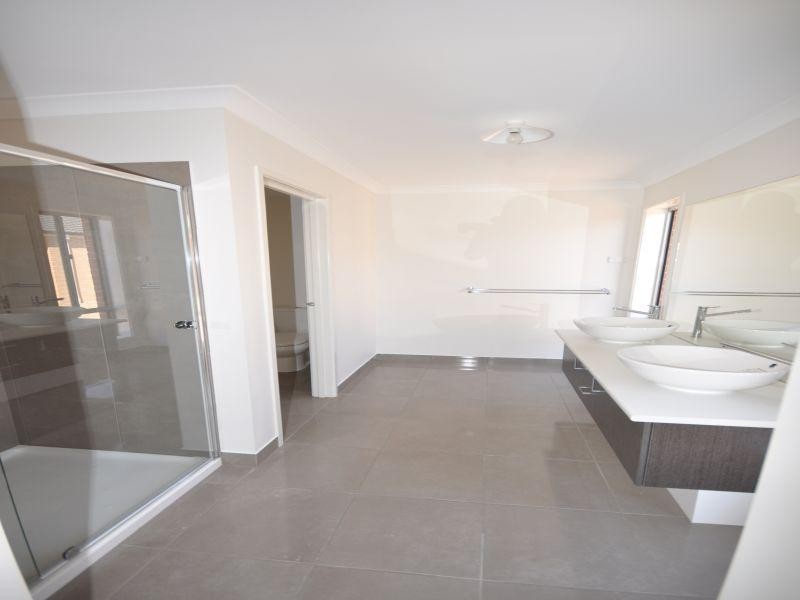 34 Hamish Drive, Bannockburn VIC 3331