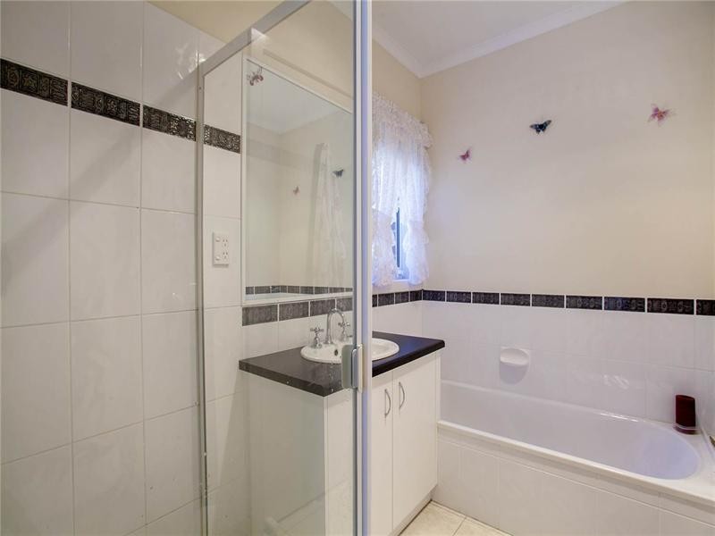 1143 Bannockburn-Shelford Road, Teesdale VIC 3328