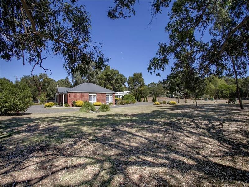 1143 Bannockburn-Shelford Road, Teesdale VIC 3328