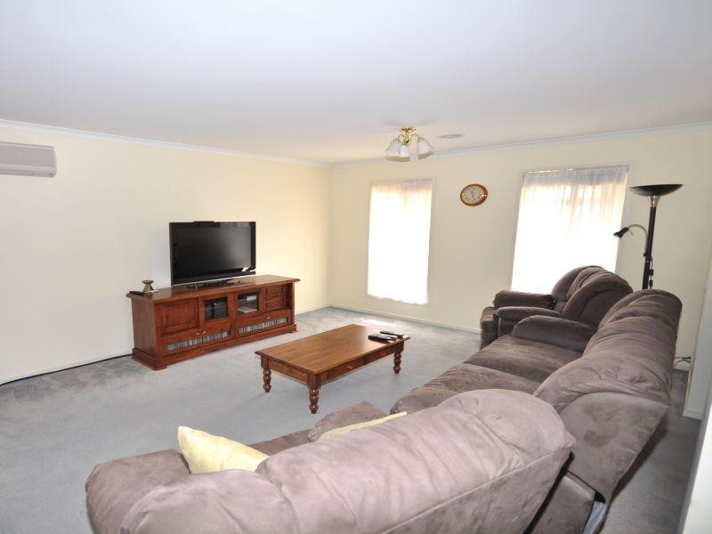 17 James Place, Bannockburn VIC 3331