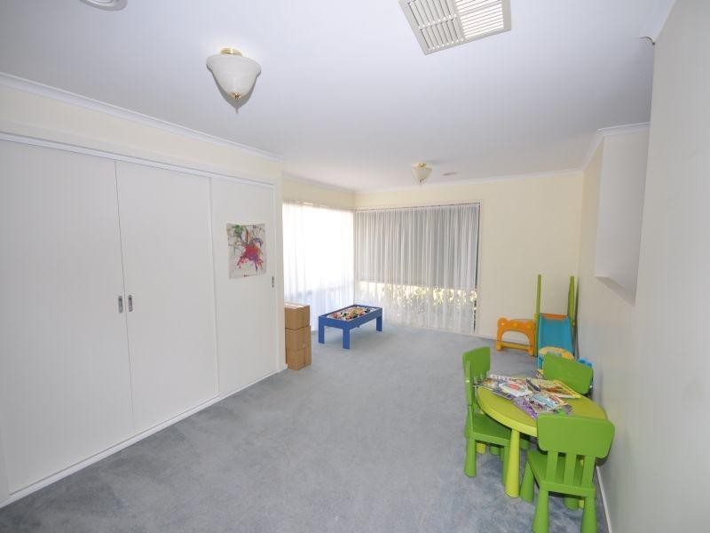 17 James Place, Bannockburn VIC 3331