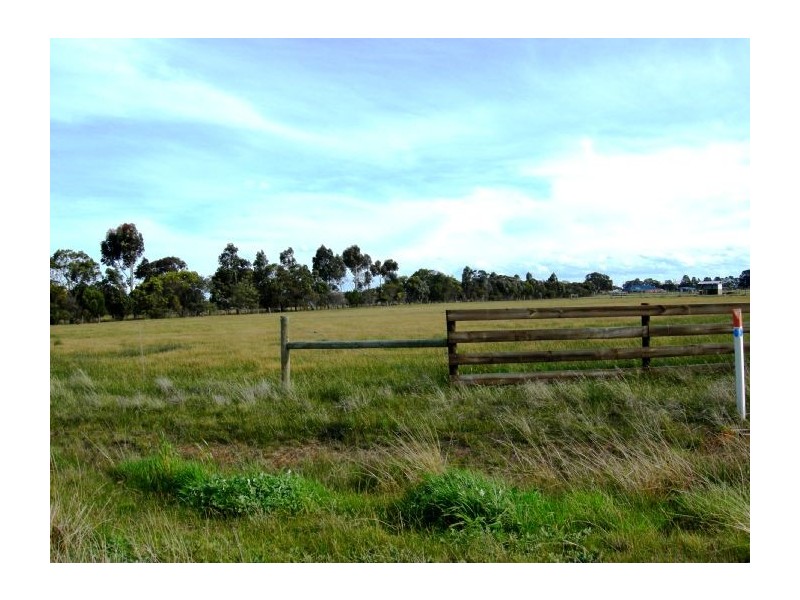 Lot 1 Kestrel Place, Teesdale VIC 3328