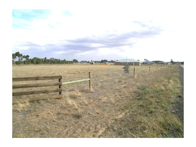 Lot 1 Kestrel Place, Teesdale VIC 3328