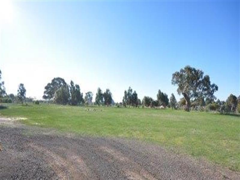 7 Marrabah Crescent, Teesdale VIC 3328