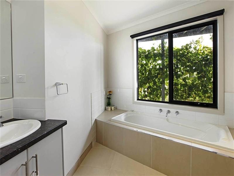 29 Alice Mews, Bannockburn VIC 3331