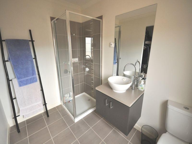 24 Imperial Way, Bannockburn VIC 3331
