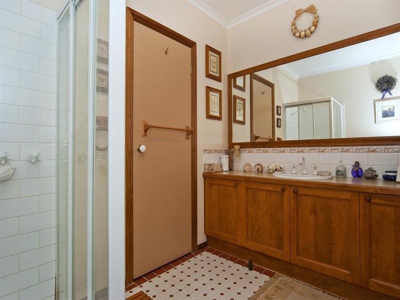 2394 Steiglitz Road, Steiglitz VIC 3331