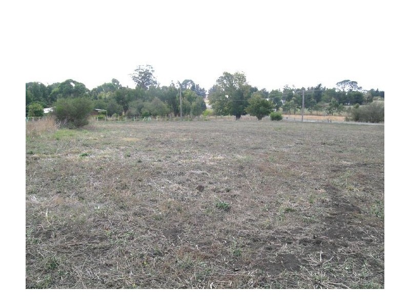 A 8 Cnr Ballan Rd and Dawson Street, Meredith VIC 3333