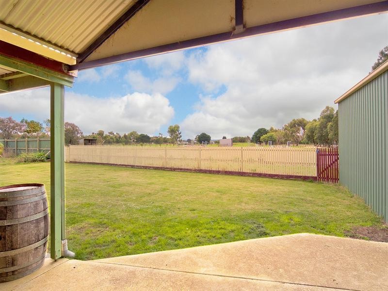 60 Eagle Court, Teesdale VIC 3328