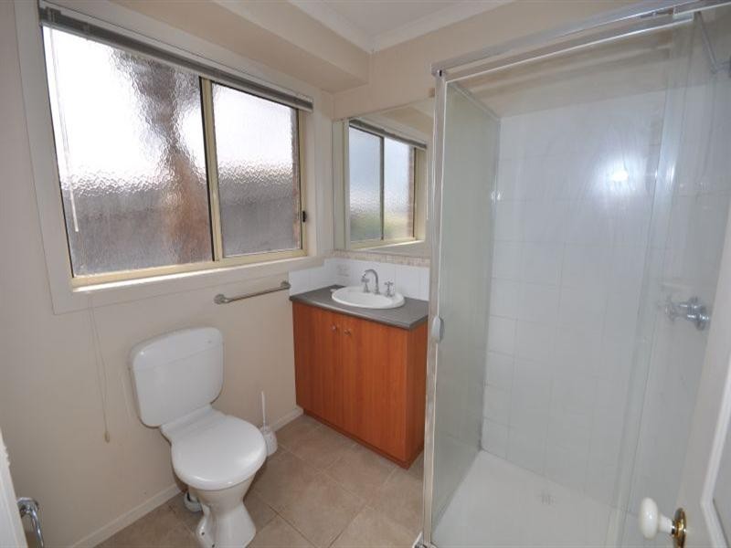 38 Monterey Drive, Waurn Ponds VIC 3216