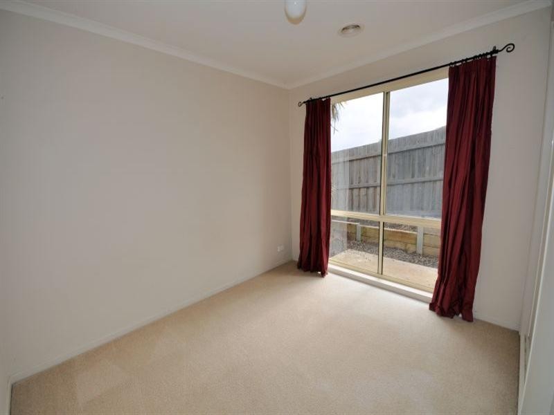 38 Monterey Drive, Waurn Ponds VIC 3216