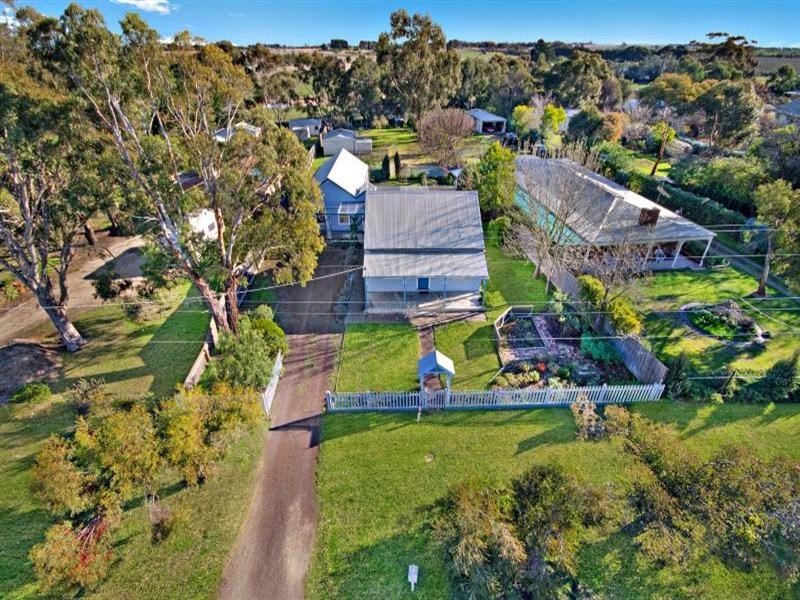 837 English Road, Lethbridge VIC 3332