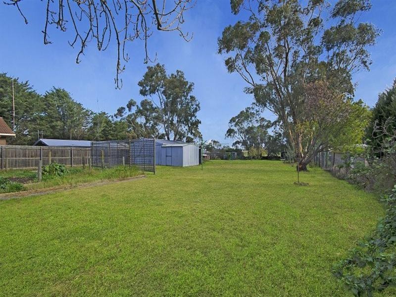 837 English Road, Lethbridge VIC 3332
