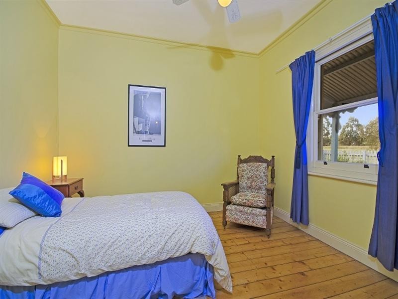 837 English Road, Lethbridge VIC 3332