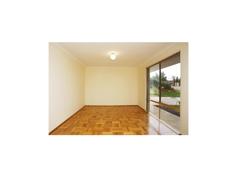 35 Welland Way, Beechboro WA 6063