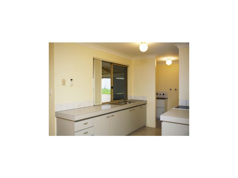 35 Welland Way, Beechboro WA 6063