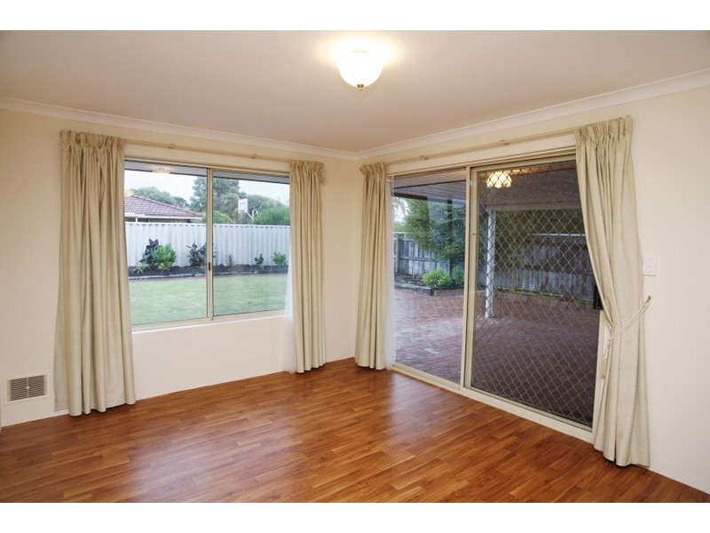 5 Chantry Place, Kiara WA 6054