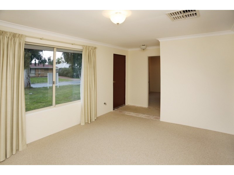 5 Chantry Place, Kiara WA 6054