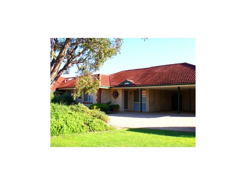 7/8 Ryce Court, Eden Hill WA 6054