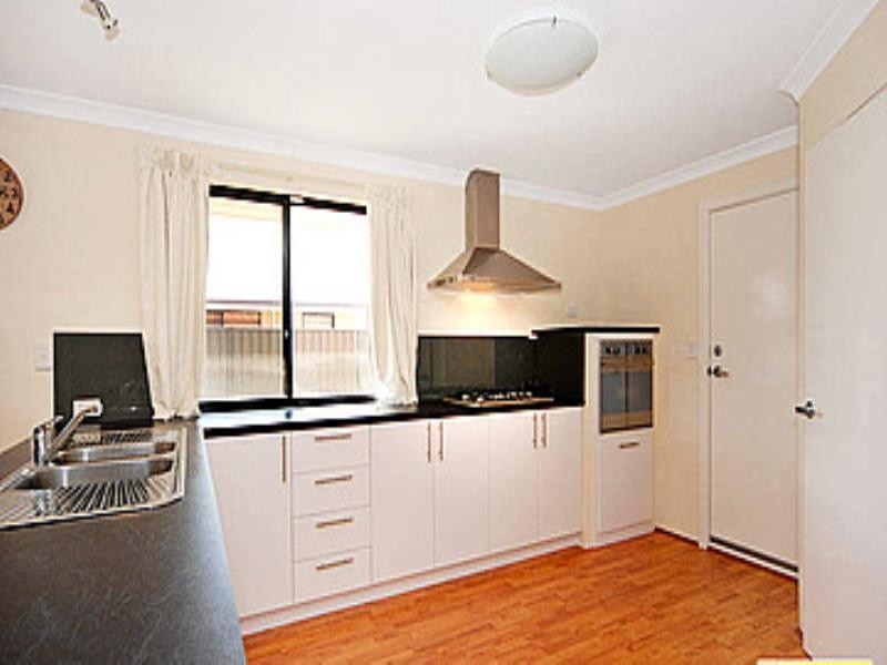 31 Beechwood, Aveley WA 6069
