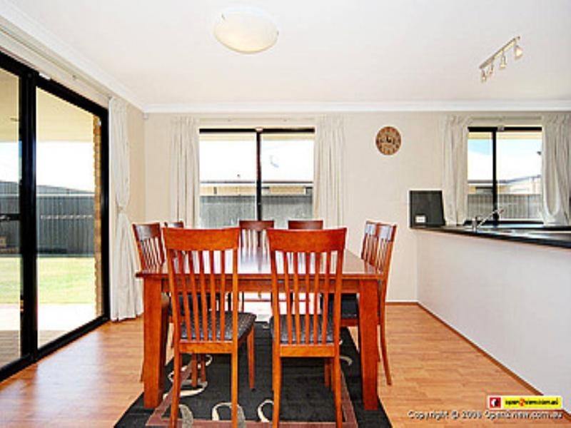 31 Beechwood, Aveley WA 6069