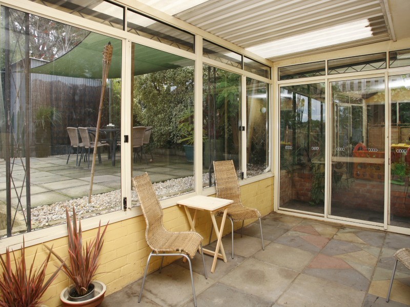 5 Gaunt Street, Eden Hill WA 6054