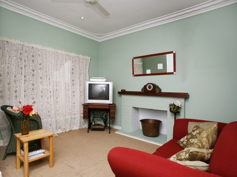 7 Printer Street, Dianella WA 6059