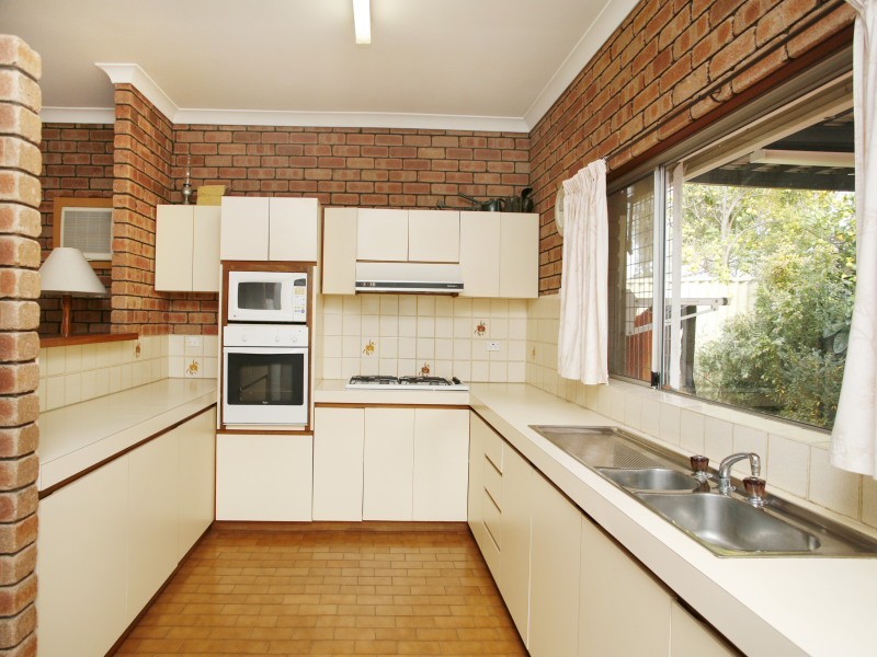 7 Printer Street, Dianella WA 6059