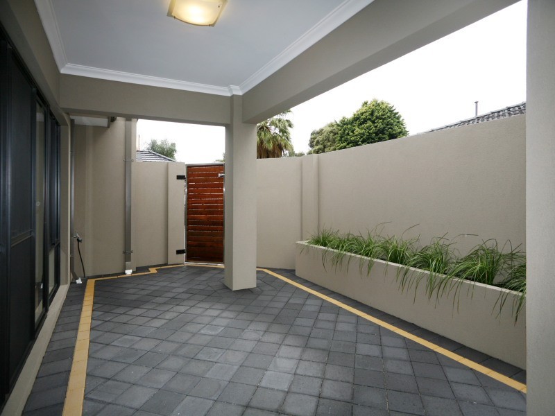 108 Wellington Road, Dianella WA 6059