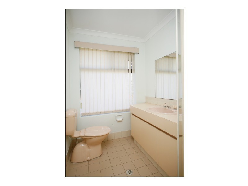 22 Loxleigh Gardens, Kiara WA 6054