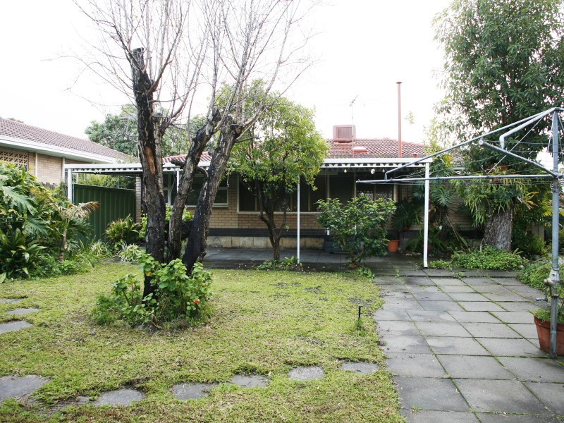 26 Timewell Street, Dianella WA 6059