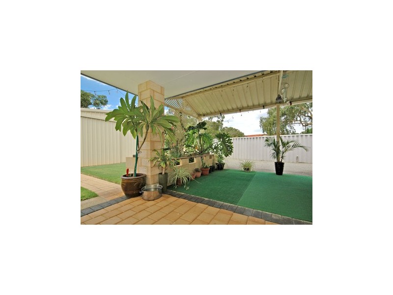 5 Kickett Court, Lockridge WA 6054