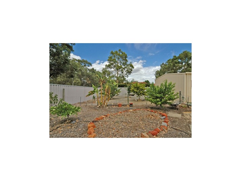 5 Kickett Court, Lockridge WA 6054