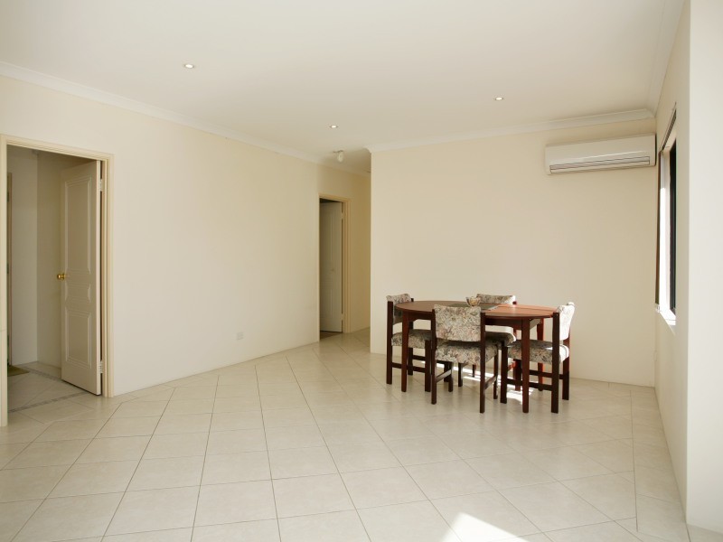 4/231 The Strand, Dianella WA 6059