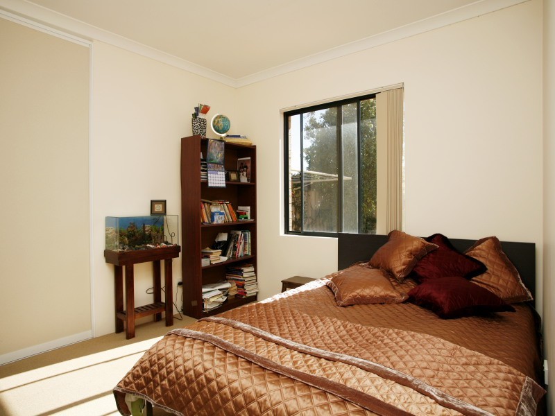 4/231 The Strand, Dianella WA 6059