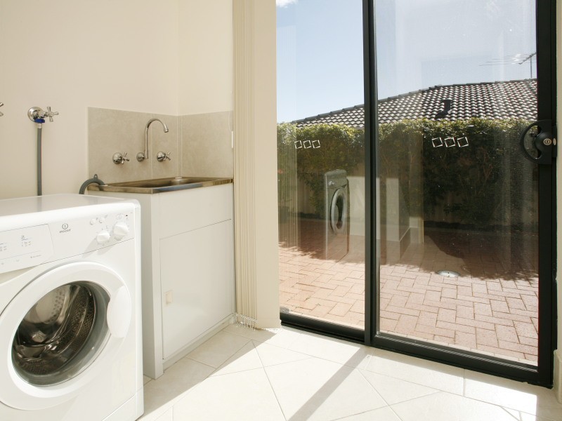 4/231 The Strand, Dianella WA 6059