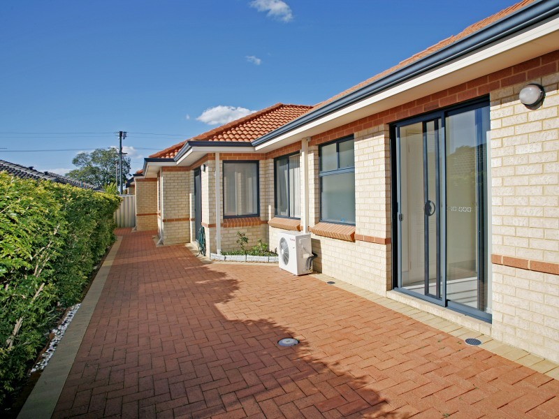 4/231 The Strand, Dianella WA 6059