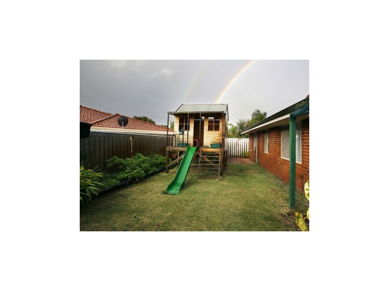 11 Tolbury Retreat, Kiara WA 6054