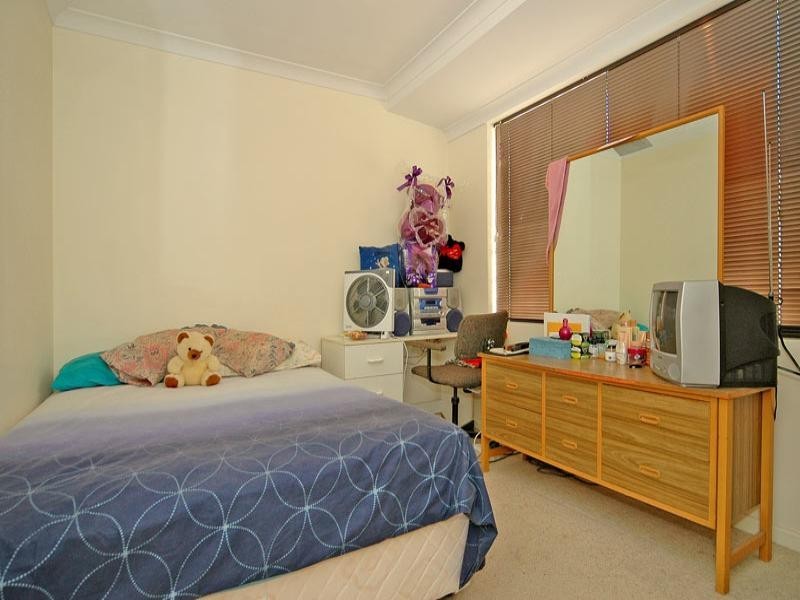 51 Albatross Loop, Beechboro WA 6063